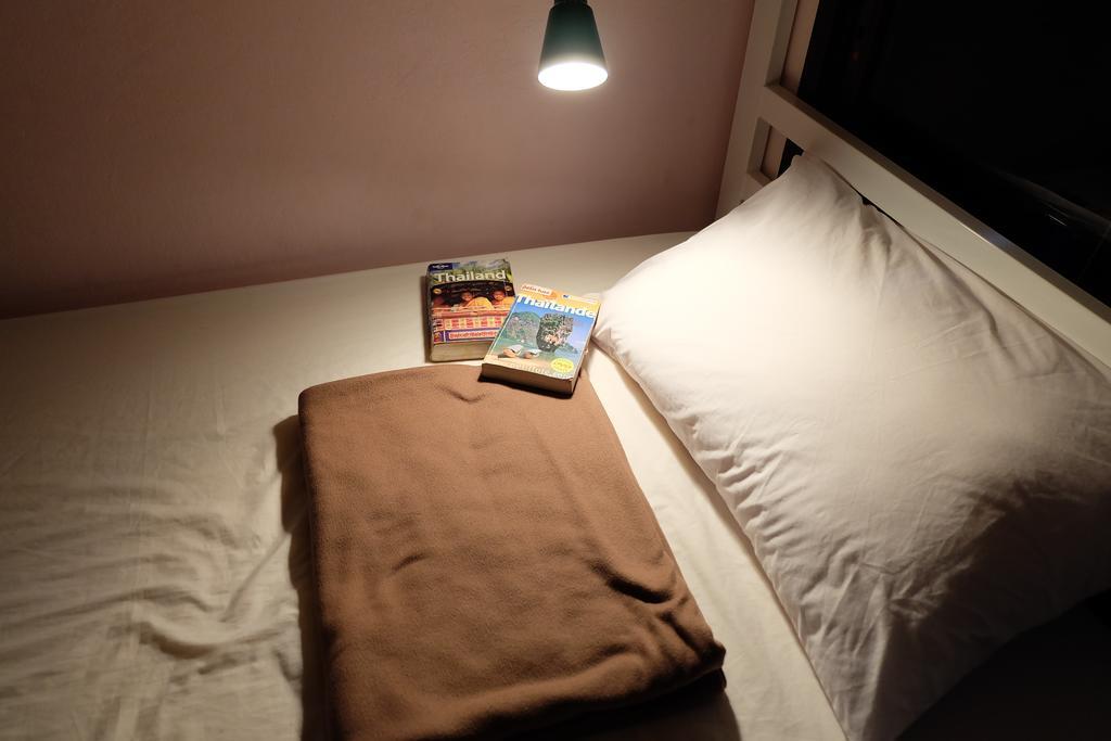 Tiny Hostel Бангкок Екстер'єр фото